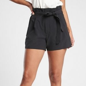 Athleta Skyline II shorts